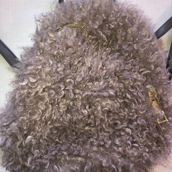 furry backpack - Picture 2 of 3